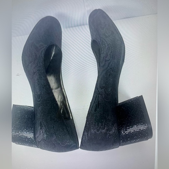 Reaction Kenneth Cole Womens Black Block Heels Pumps Shimmer Rhinestones SZ 8.5 - Picture 1 of 10